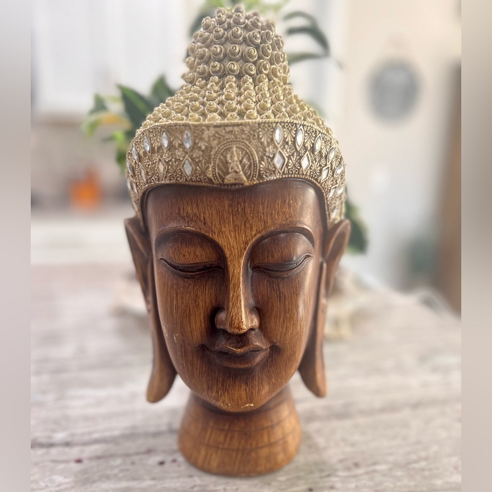 Meditating Buddha Statue - Faux Wood & Gold 13”